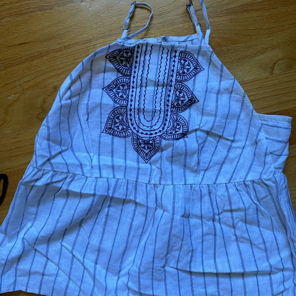 BCBG GENERATION Stripe Top - Picture 3 of 3